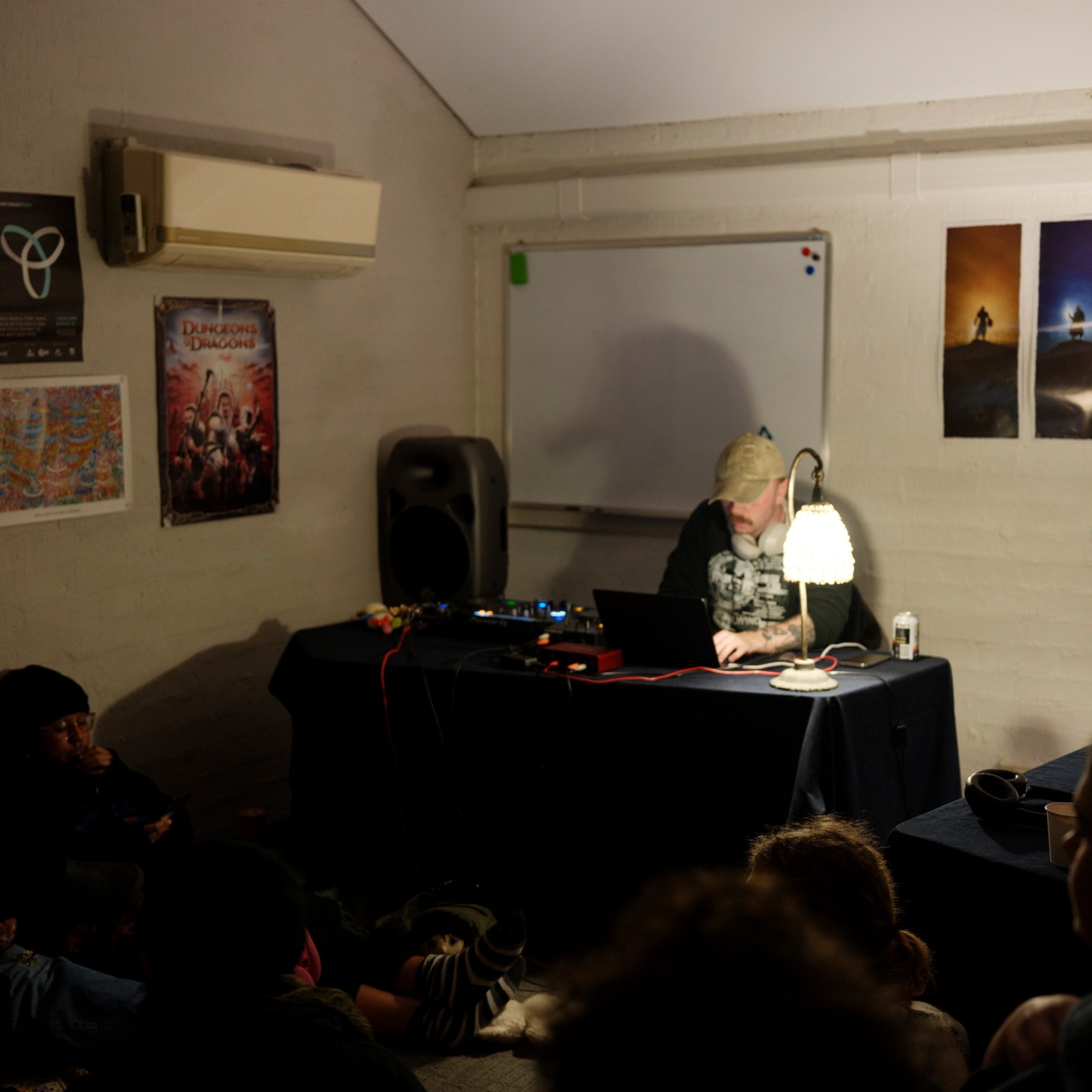 Noise desk show